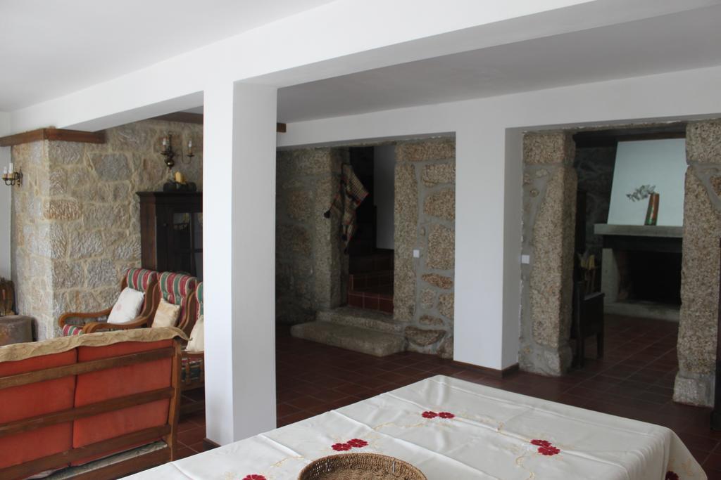 Villa Casas Do Corvo Ventosa  Zimmer foto